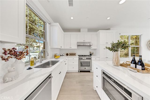 114 Anthology, Irvine, CA 92618