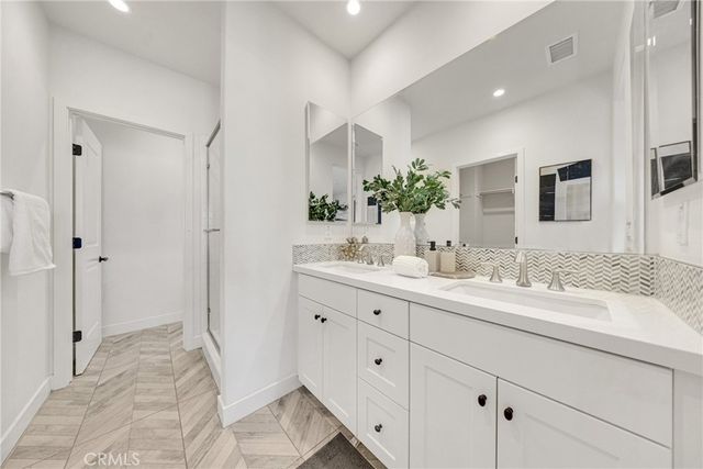 114 Anthology, Irvine, CA 92618