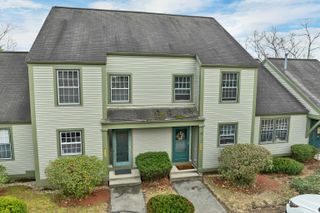 1465 Hooksett Rd Unit 303, Hooksett, NH 03106