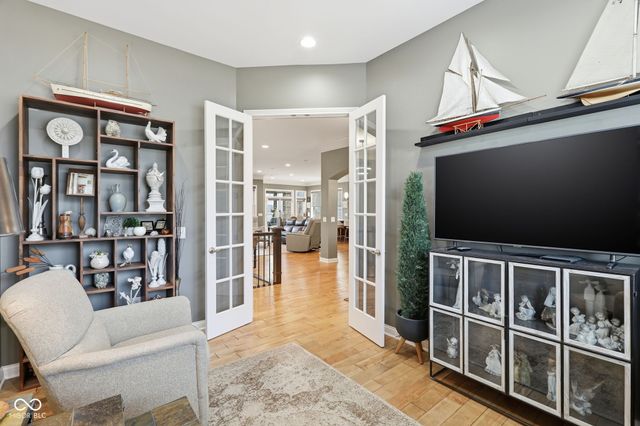 982 Oscar Lane, Carmel, IN 46032