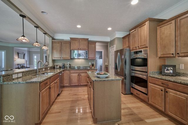 14327 Klingensmith Boulevard, Carmel, IN 46033