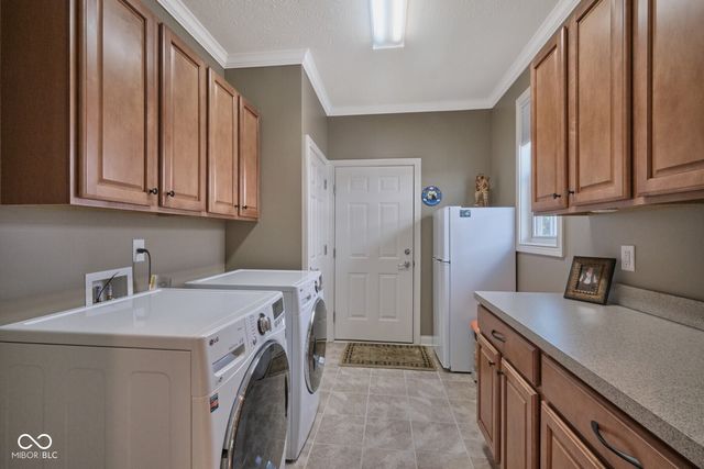 14327 Klingensmith Boulevard, Carmel, IN 46033