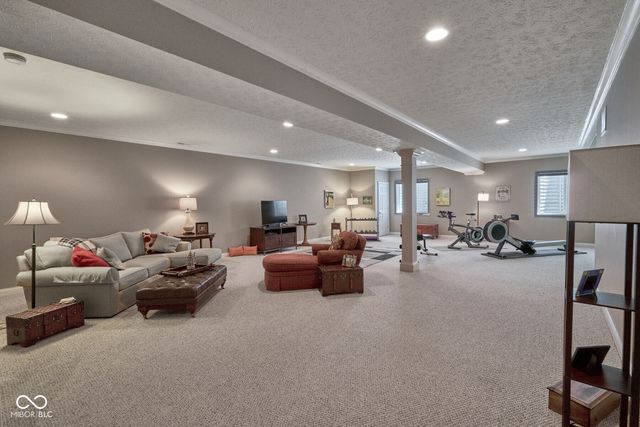 14327 Klingensmith Boulevard, Carmel, IN 46033