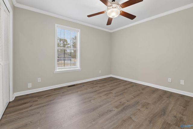 89 Lake Drive, Scottsboro, AL 35769