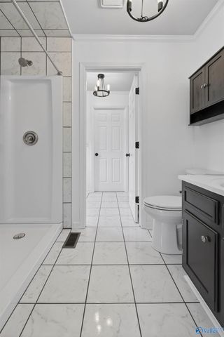 89 Lake Drive, Scottsboro, AL 35769