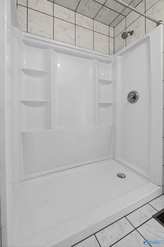 89 Lake Drive, Scottsboro, AL 35769