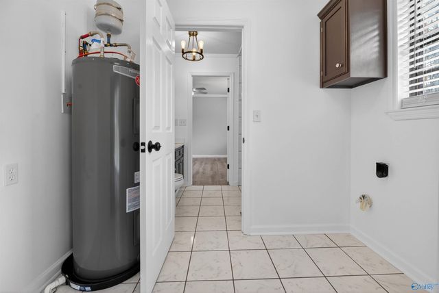 89 Lake Drive, Scottsboro, AL 35769