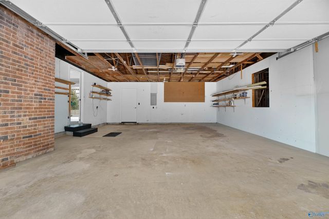 89 Lake Drive, Scottsboro, AL 35769