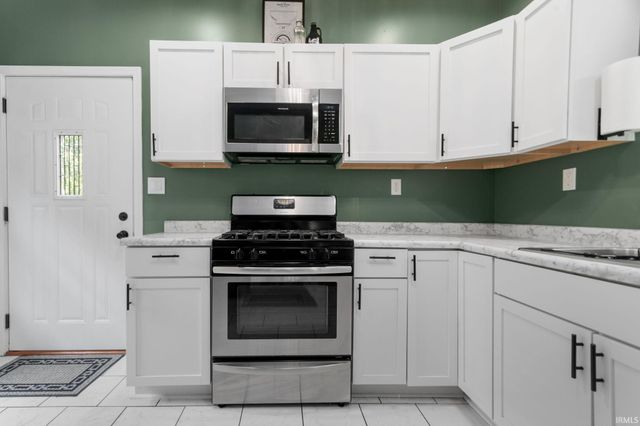 1023 Sherman Avenue, South Bend, IN 46616