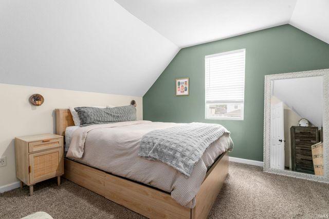 1023 Sherman Avenue, South Bend, IN 46616