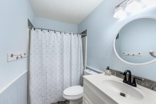 208 Woodmont DR, Georgetown, TX 78628