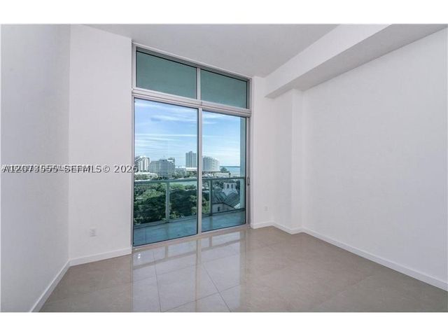 500 Brickell Ave 1101, Miami, FL 33131