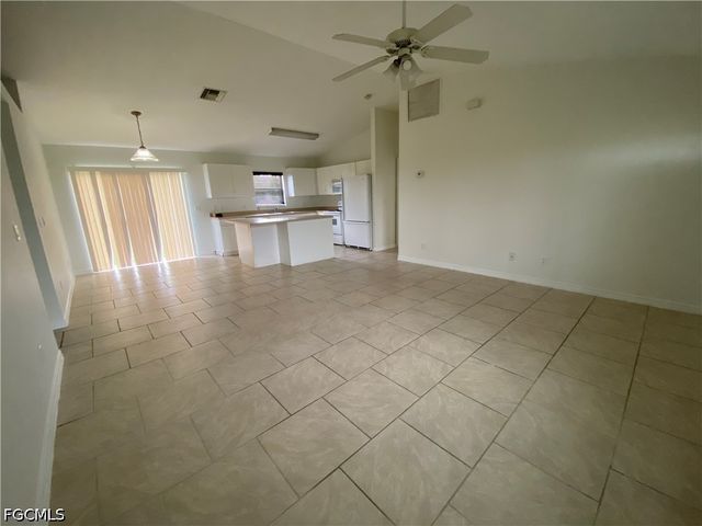 1703 NE 17th ST, Cape Coral, FL 33909