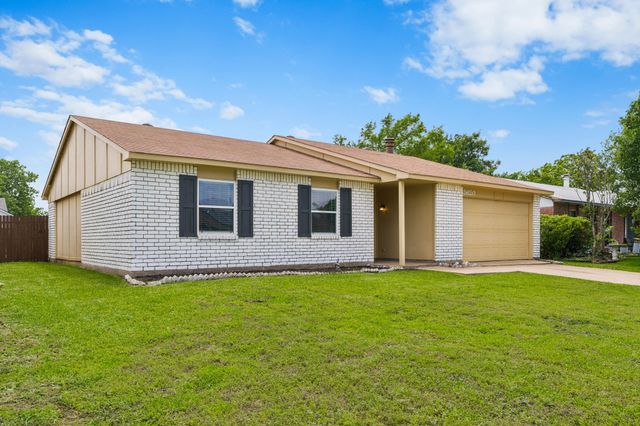 5620 Perrin Street, The Colony, TX 75056