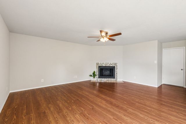 5620 Perrin Street, The Colony, TX 75056