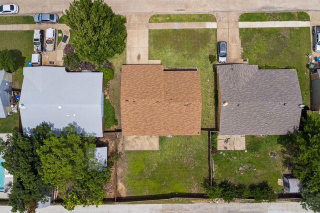 5620 Perrin Street, The Colony, TX 75056