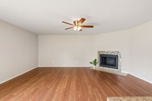 5620 Perrin Street, The Colony, TX 75056