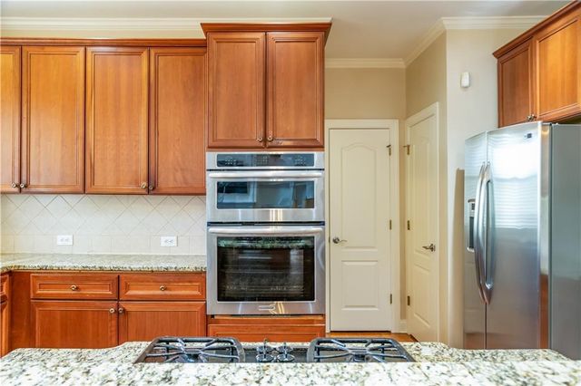 7272 Glen Cove Lane, Stone Mountain, GA 30087