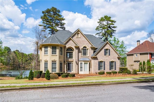 7272 Glen Cove Lane, Stone Mountain, GA 30087