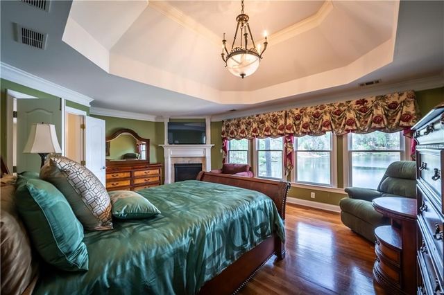 7272 Glen Cove Lane, Stone Mountain, GA 30087