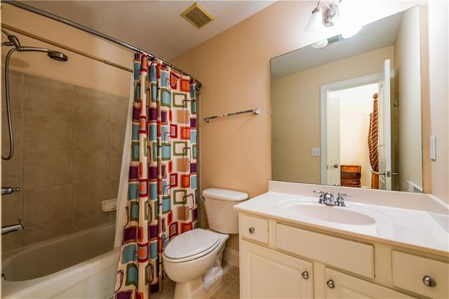 7272 Glen Cove Lane, Stone Mountain, GA 30087