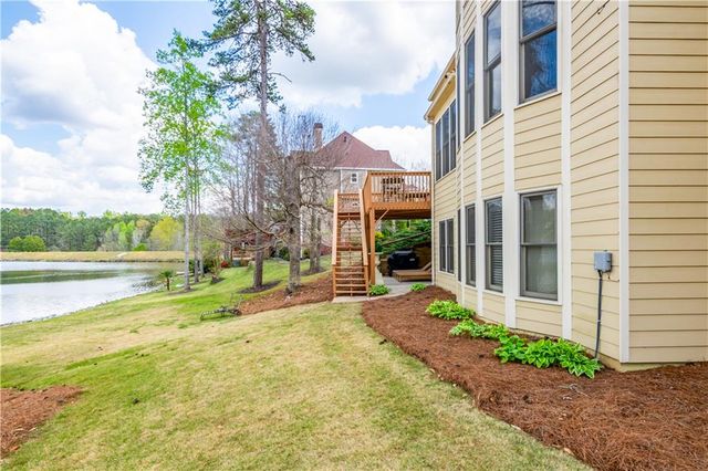 7272 Glen Cove Lane, Stone Mountain, GA 30087