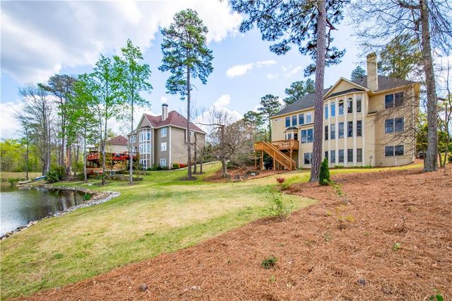 7272 Glen Cove Lane, Stone Mountain, GA 30087
