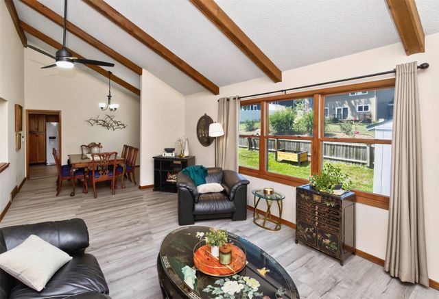 766 34th Place, West Des Moines, IA 50265