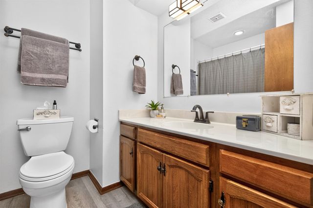 766 34th Place, West Des Moines, IA 50265