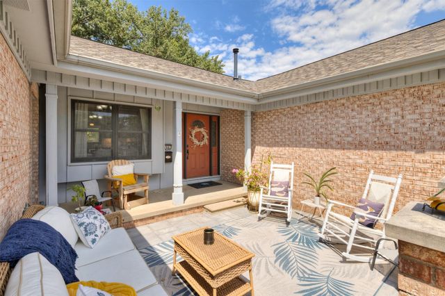 766 34th Place, West Des Moines, IA 50265