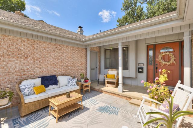 766 34th Place, West Des Moines, IA 50265