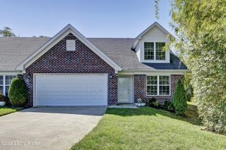 6648 Woods Mill Dr, Louisville, KY 40272