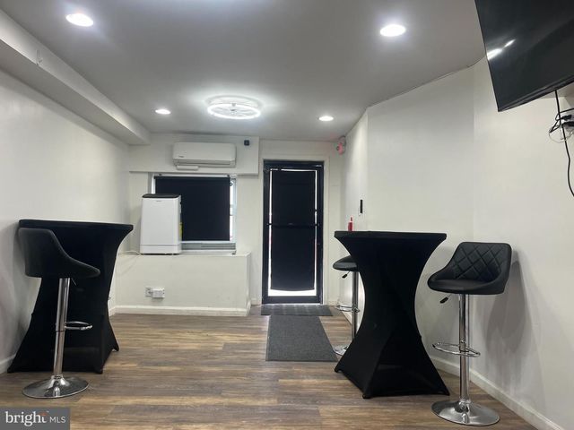 5526 LANSDOWNE AVE, Philadelphia, PA 19131