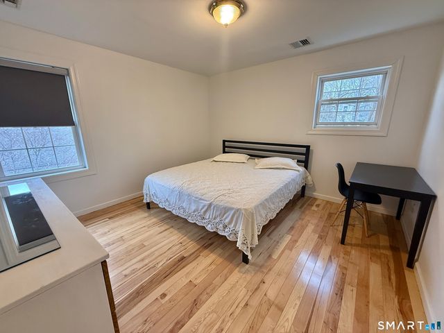 70 Renwick Place, Bridgeport, CT 06604