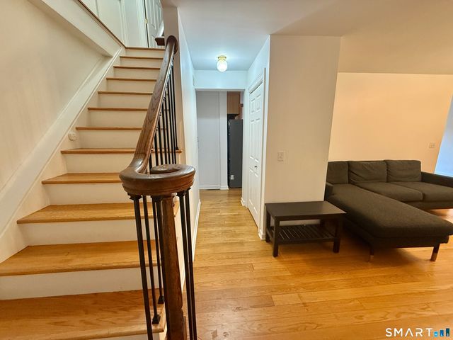 70 Renwick Place, Bridgeport, CT 06604