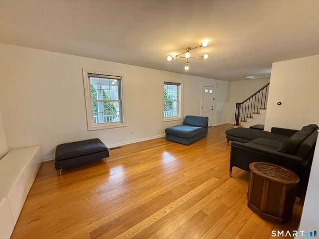 70 Renwick Place, Bridgeport, CT 06604