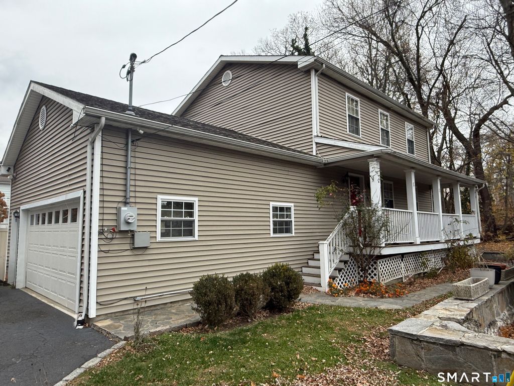 70 Renwick Place, Bridgeport, CT 06604