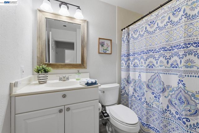 370 Sequim Cmn, Fremont, CA 94539