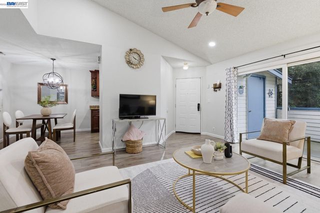 370 Sequim Cmn, Fremont, CA 94539