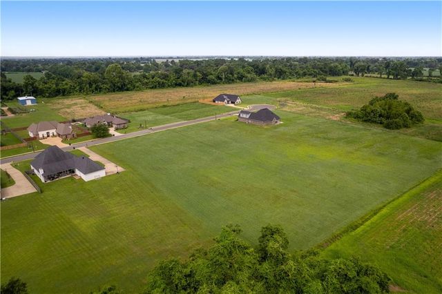 1328 BONAIRE Trace, Alexandria, LA 71303