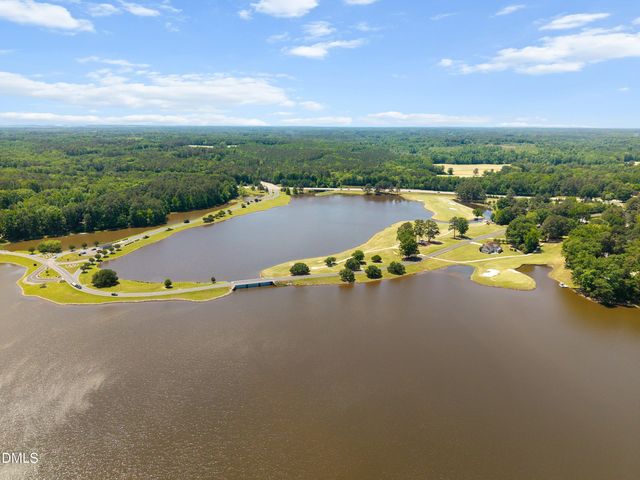 753 Saint Andrews Loop, Sanford, NC 27332