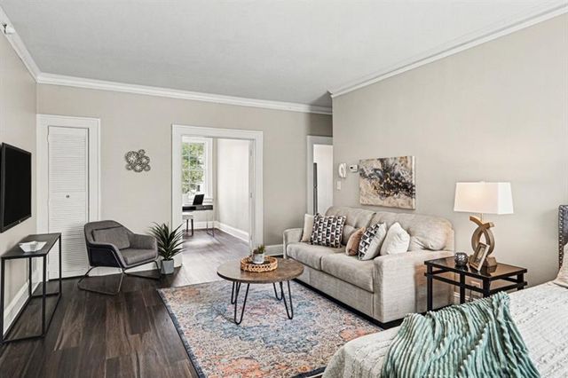 21 Peachtree Memorial Drive NW 8, Atlanta, GA 30309