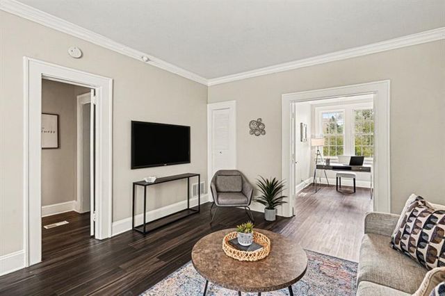 21 Peachtree Memorial Drive NW 8, Atlanta, GA 30309