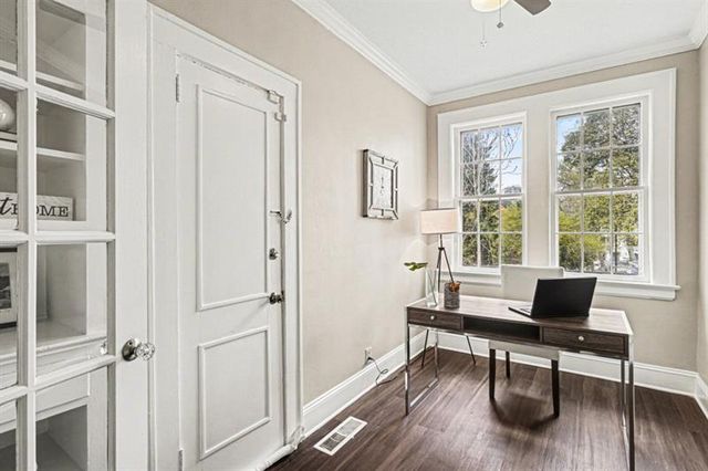 21 Peachtree Memorial Drive NW 8, Atlanta, GA 30309