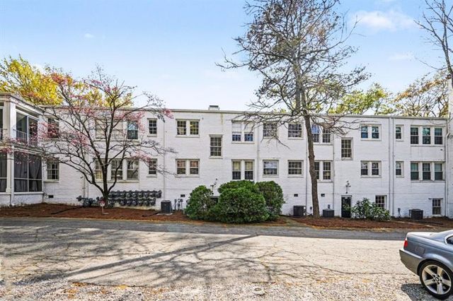 21 Peachtree Memorial Drive NW 8, Atlanta, GA 30309