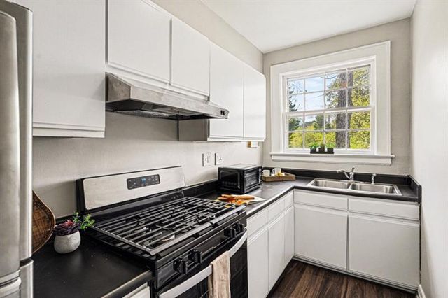 21 Peachtree Memorial Drive NW 8, Atlanta, GA 30309