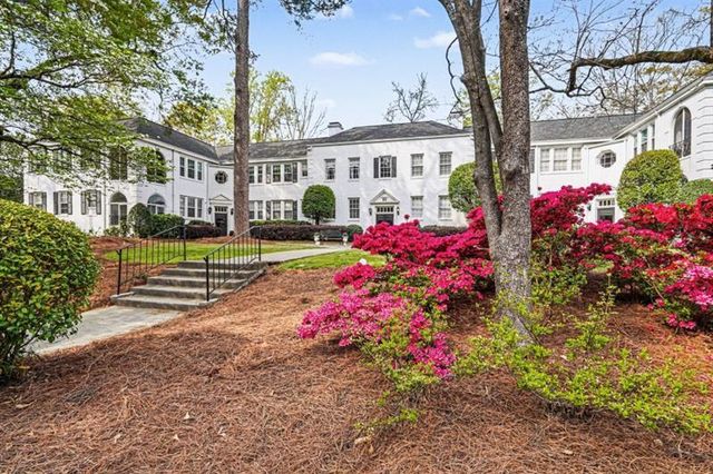 21 Peachtree Memorial Drive NW 8, Atlanta, GA 30309