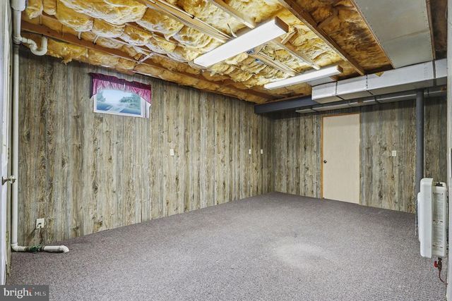 1387 SHEEP HILL RD, East Earl, PA 17519