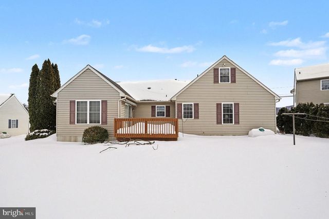 1387 SHEEP HILL RD, East Earl, PA 17519