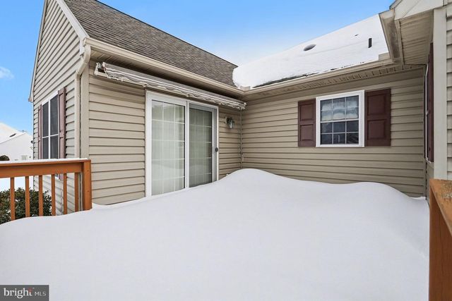 1387 SHEEP HILL RD, East Earl, PA 17519